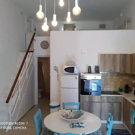 Fleur De Sel Apartment *